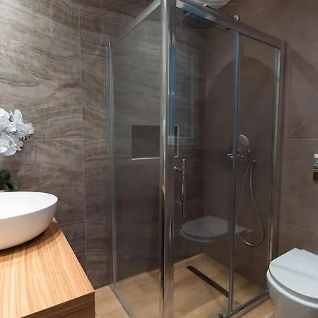 Apartman Luxurious Penthouse - Jacuzzi - Best Location *