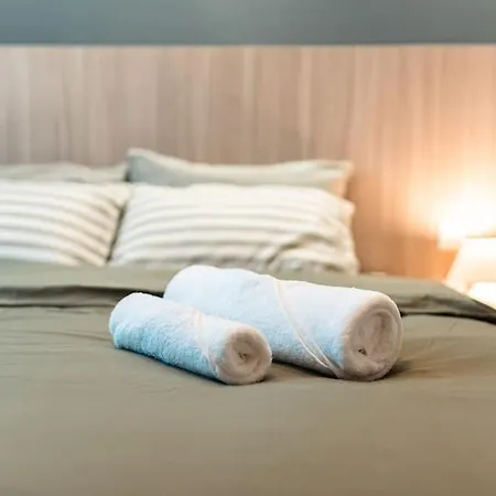 Lejlighed Luxurious Penthouse - Jacuzzi - Best Location