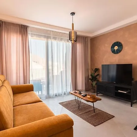 公寓 Luxurious Penthouse - Jacuzzi - Best Location 斯利马