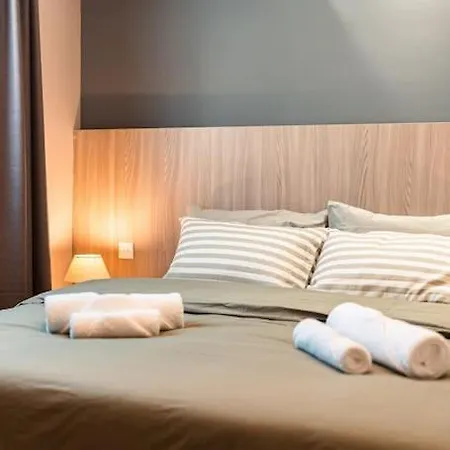 Luxurious Penthouse - Jacuzzi - Best Location *